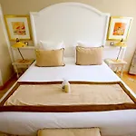 Royal Bon Repos מלון 3*