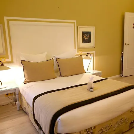 Royal Bon Repos Отель