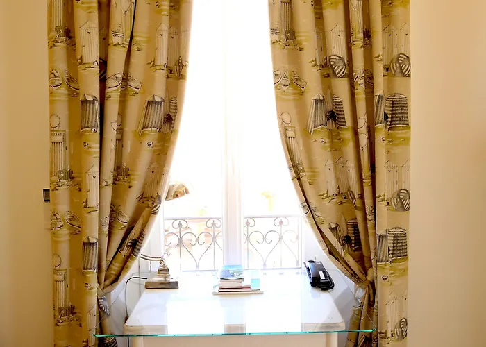 Отель Royal Bon Repos