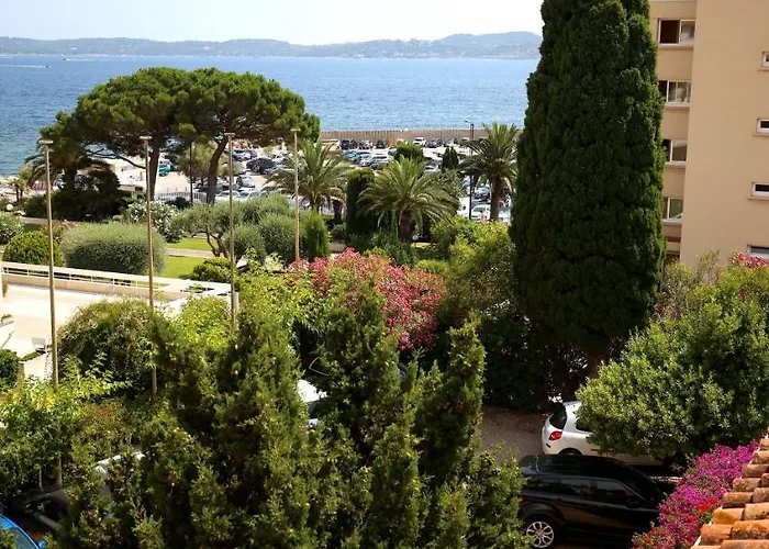 Royal Bon Repos Otel 3*